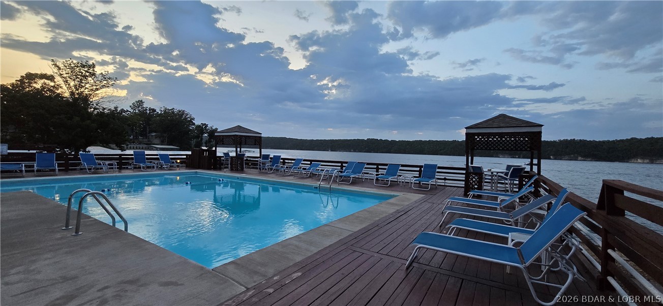 Breakwater Bay Club Condo - Residential