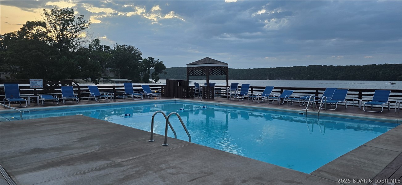 Breakwater Bay Club Condo - Residential