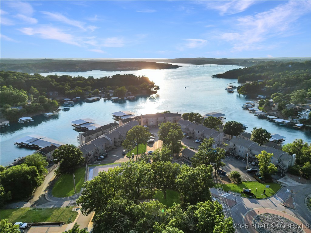 Indian Pointe Condominium - Residential