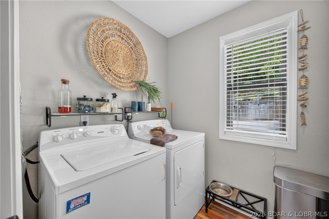Oak Bluff Condominium - Residential