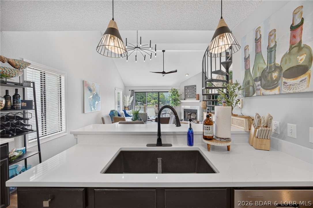 Oak Bluff Condominium - Residential