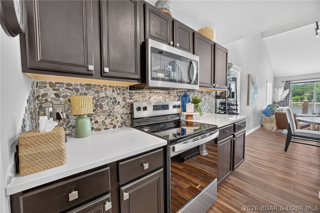 Oak Bluff Condominium - Residential