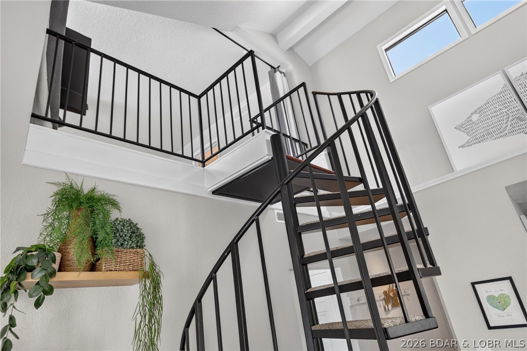 Oak Bluff Condominium - Residential