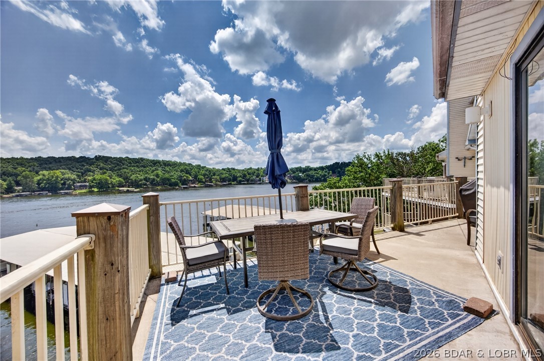 Oak Bluff Condominium - Residential