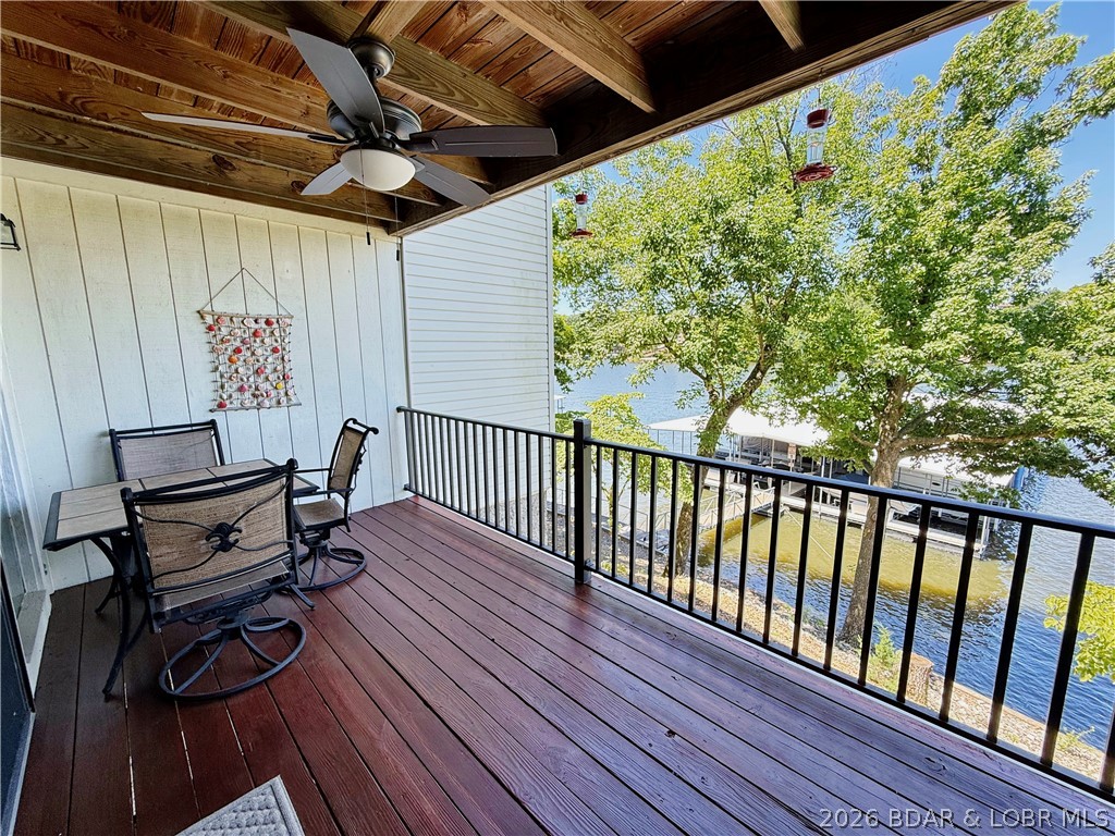 Jonathans Landing - Residential