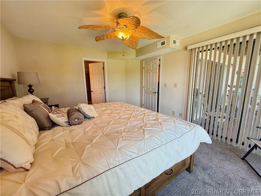 Jonathans Landing - Residential