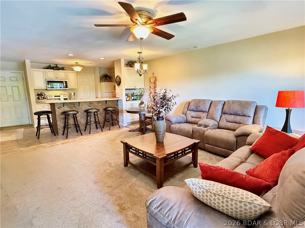 Jonathans Landing - Residential