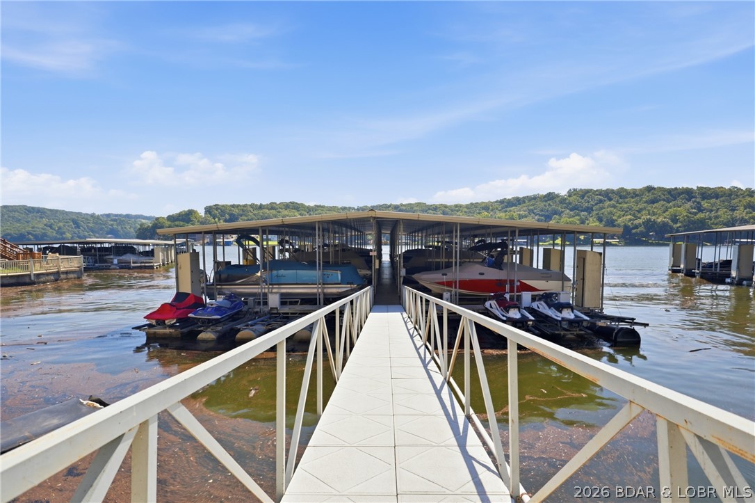 Oak Bluff Condominium - Residential