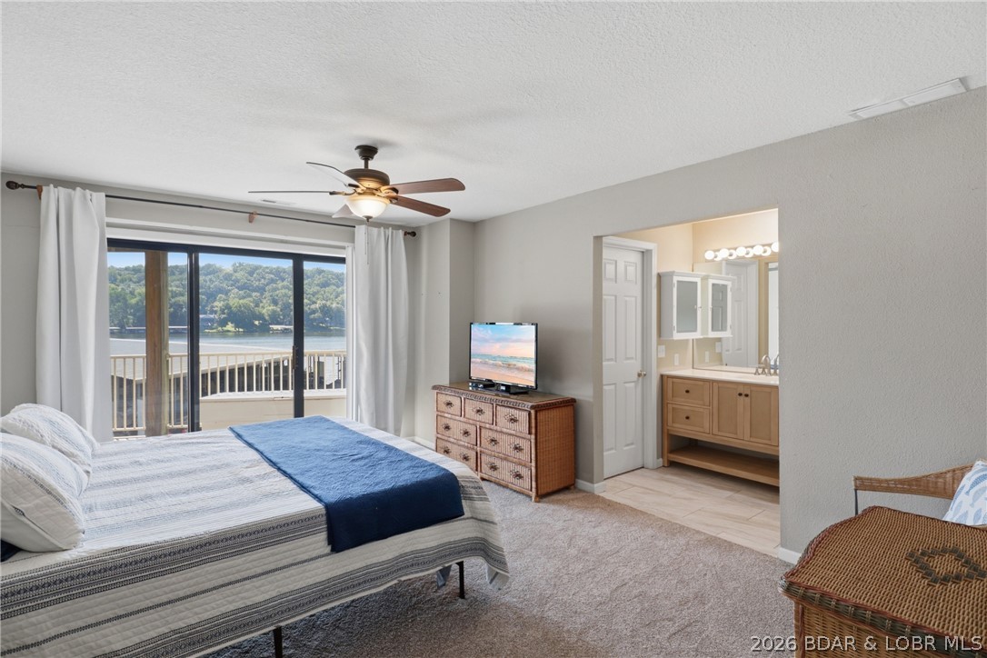 Oak Bluff Condominium - Residential