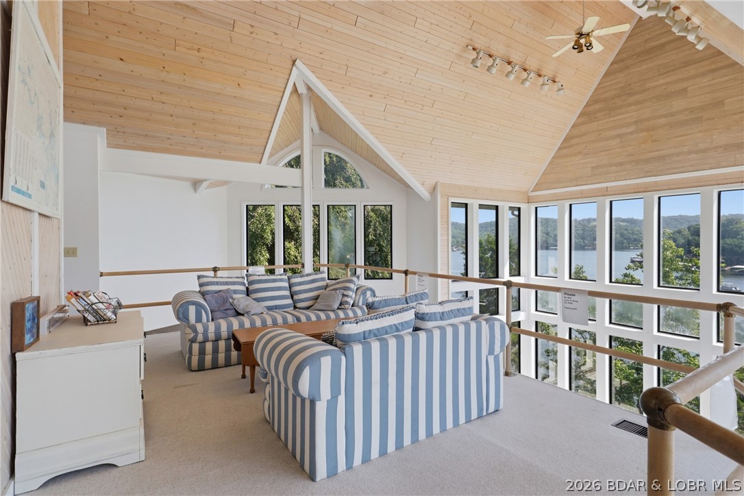 Oak Bluff Condominium - Residential