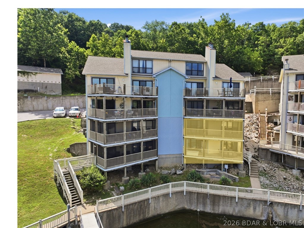 Oak Bluff Condominium - Residential