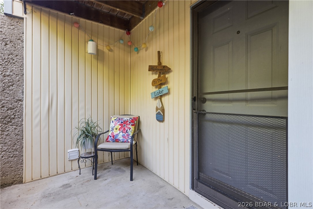 Oak Bluff Condominium - Residential