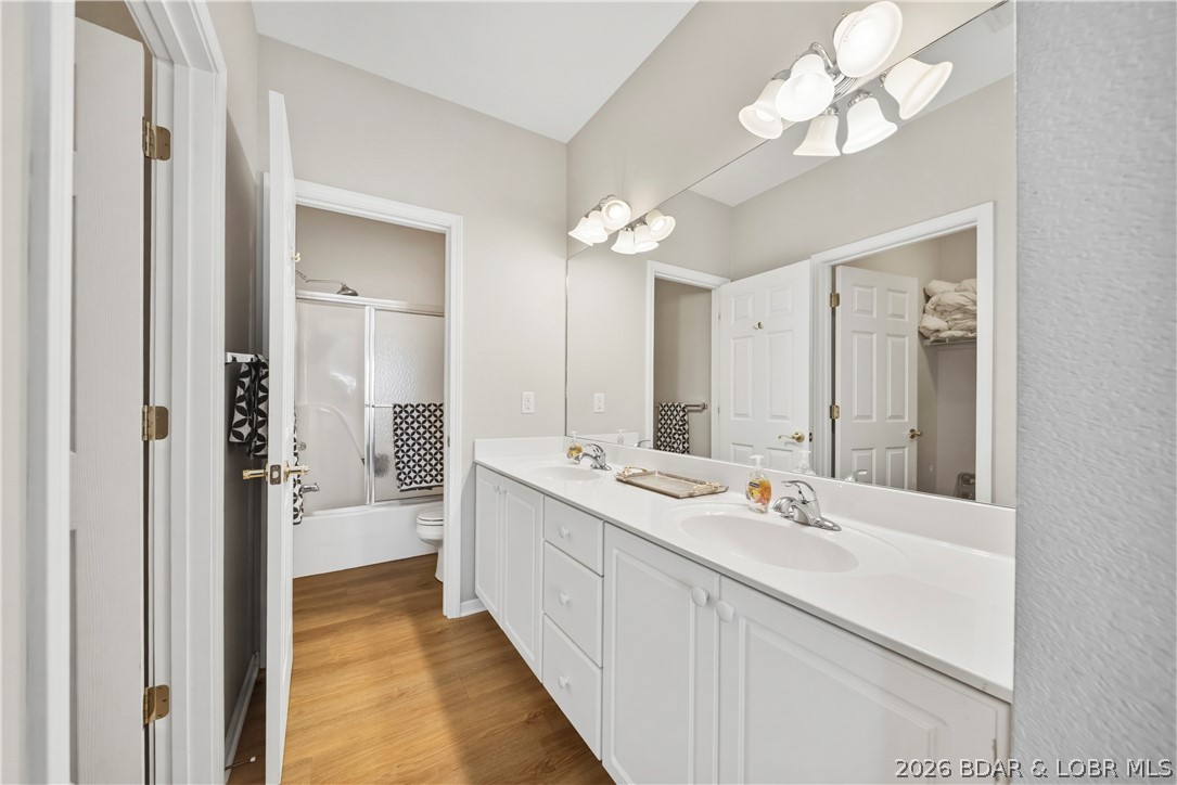 Palisades Condominium - Residential