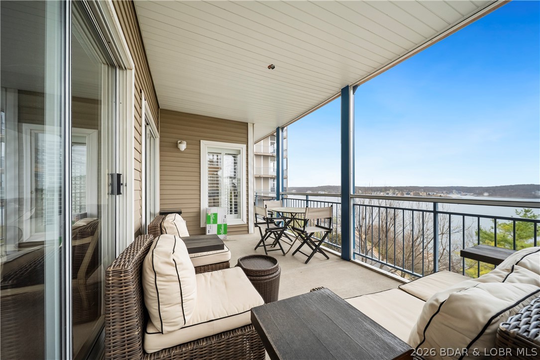 Palisades Condominium - Residential