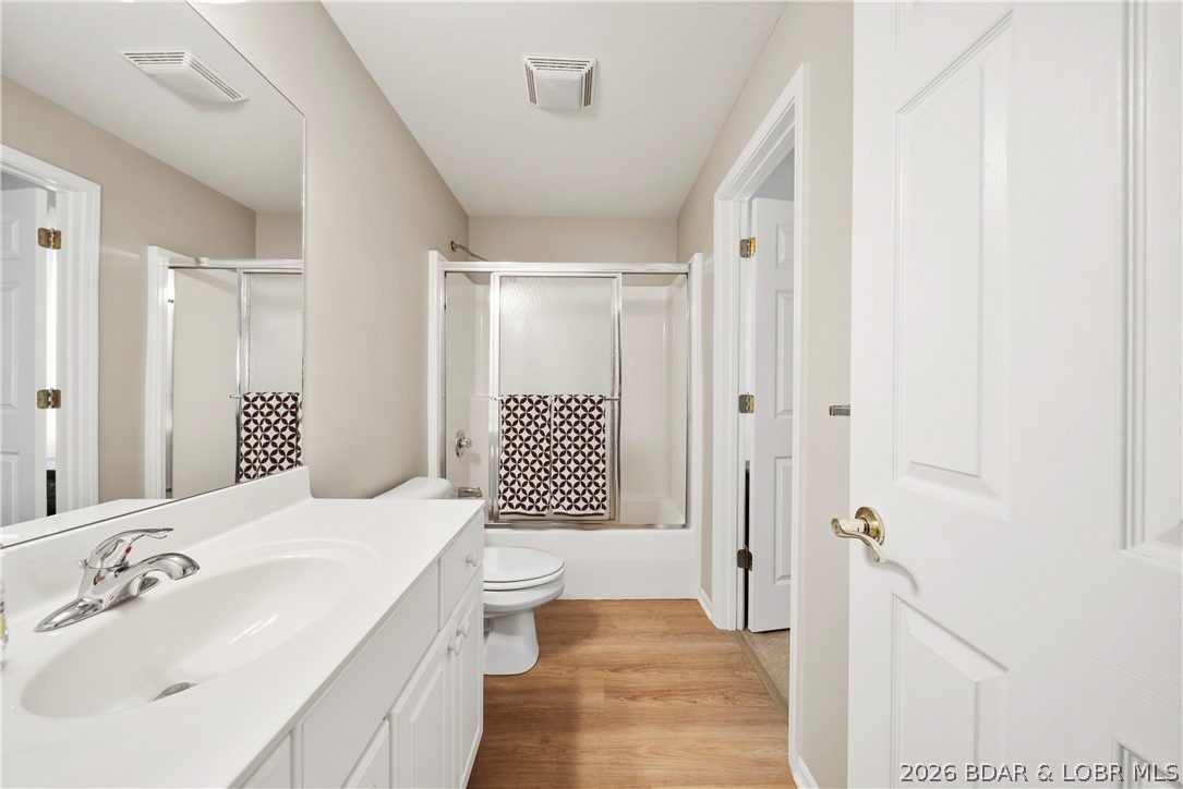 Palisades Condominium - Residential