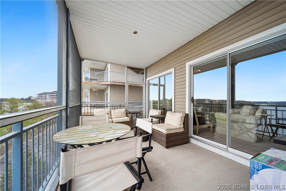 Palisades Condominium - Residential