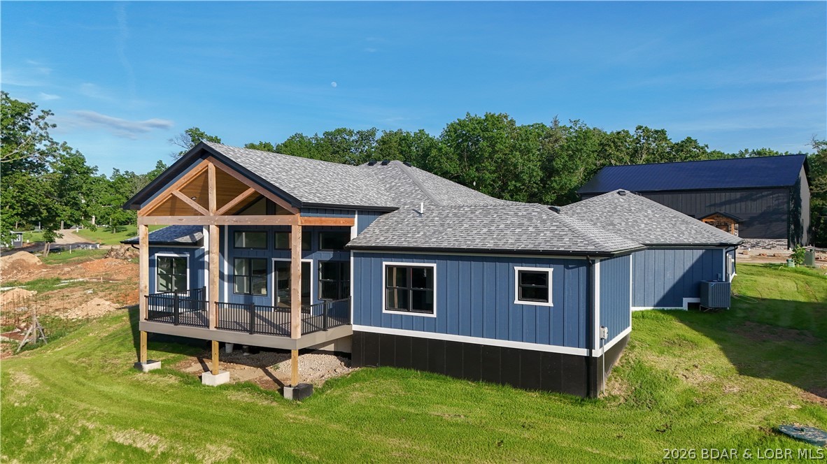 Los Breezes - Residential