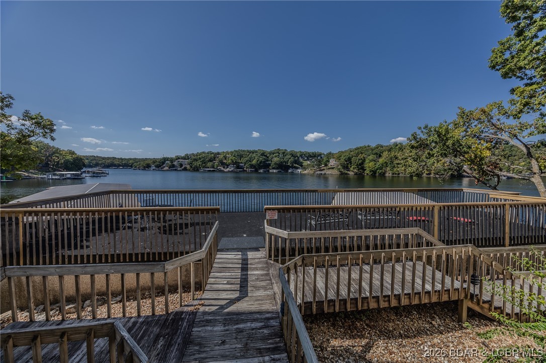 Jonathans Landing - Residential