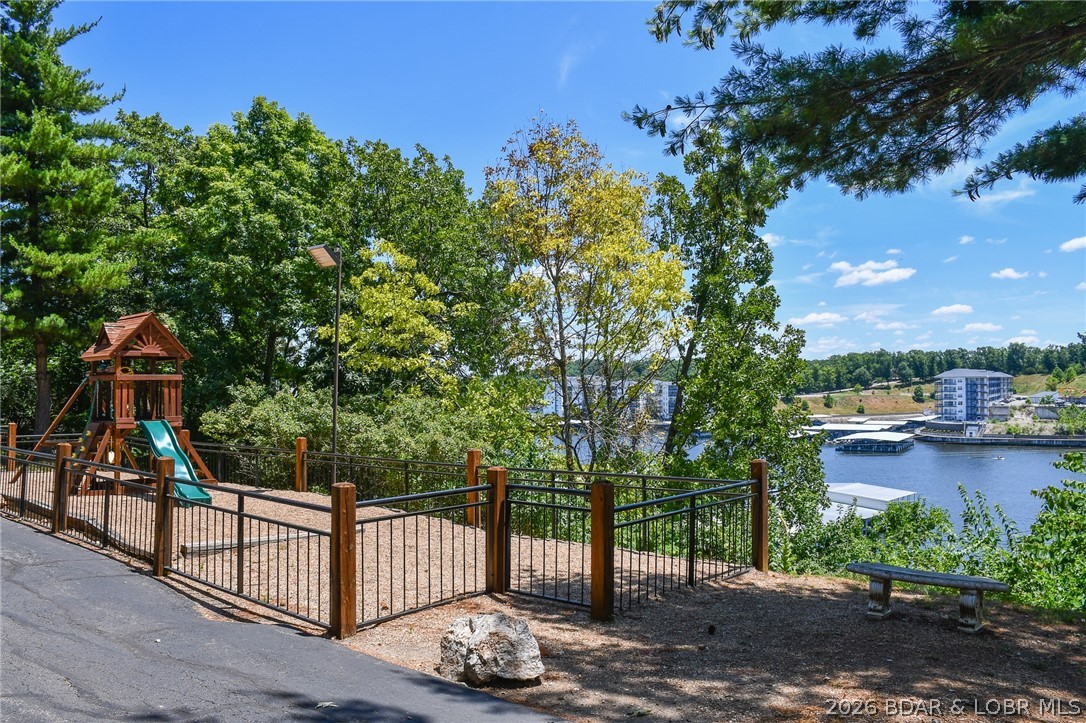 The Falls Condo - Residential