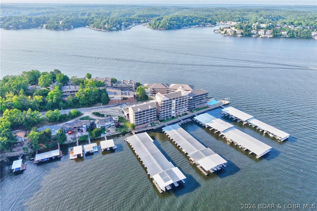 The Falls Condo - Residential