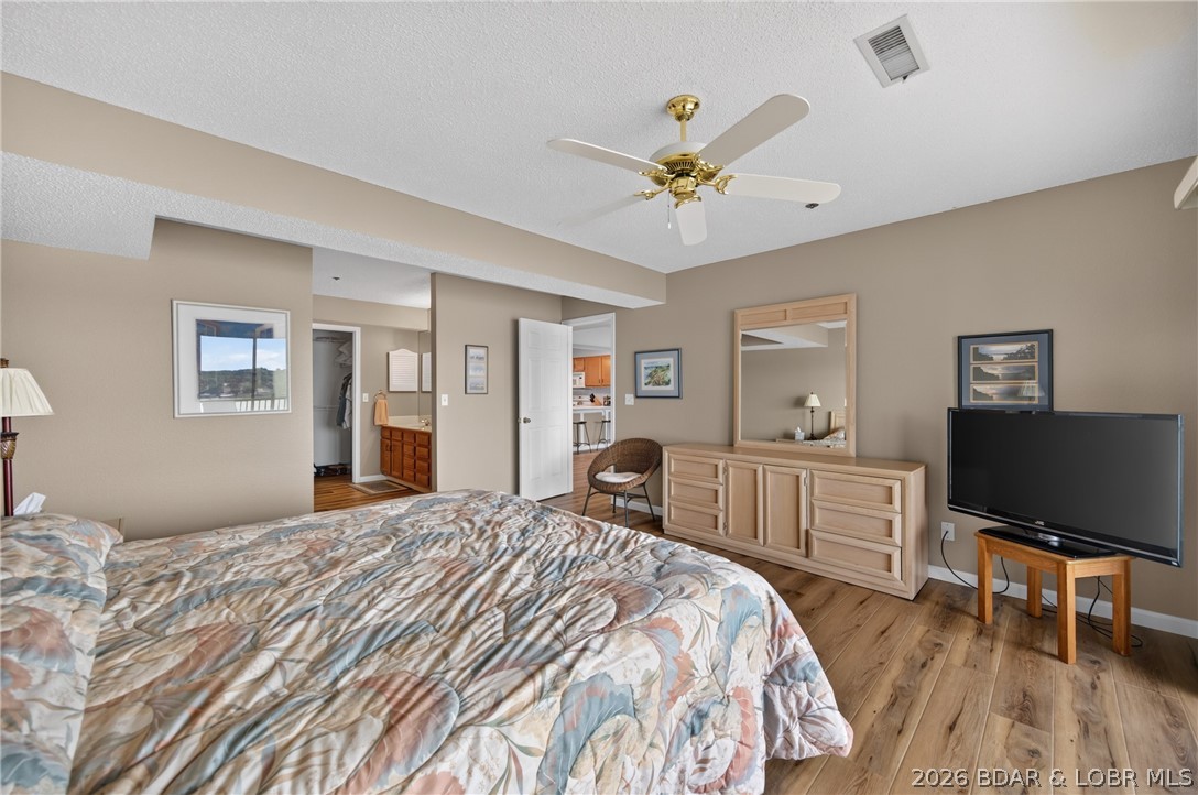 The Falls Condo - Residential