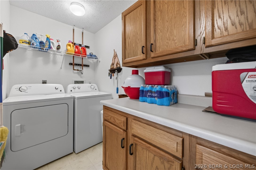 The Falls Condo - Residential