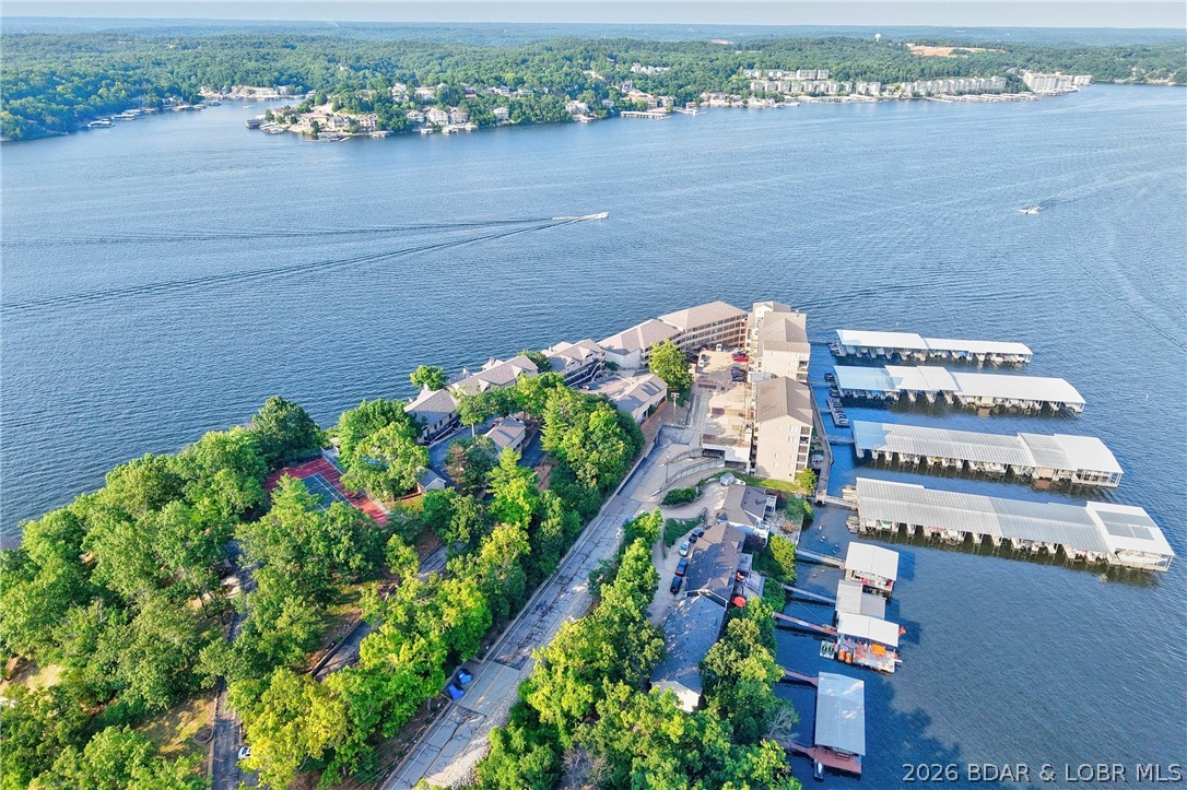 The Falls Condo - Residential