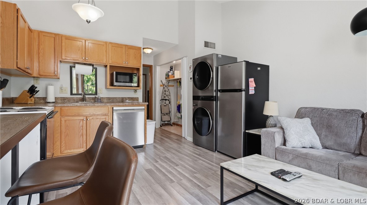 Southwood Shores Condominium - Residential