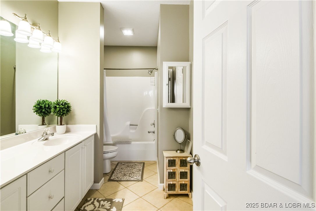 The Falls Condo - Westshore - Residential