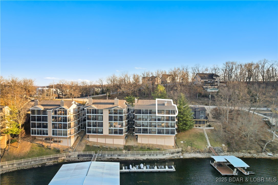 The Falls Condo - Westshore - Residential