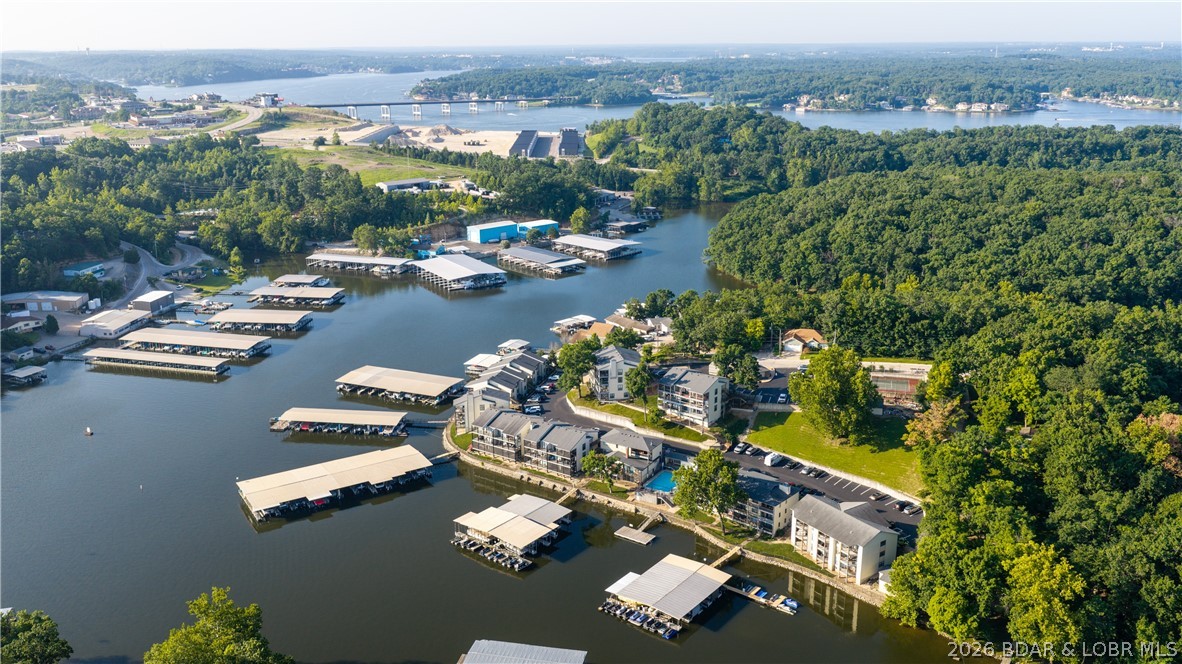 The Willows On The Lake - Residential