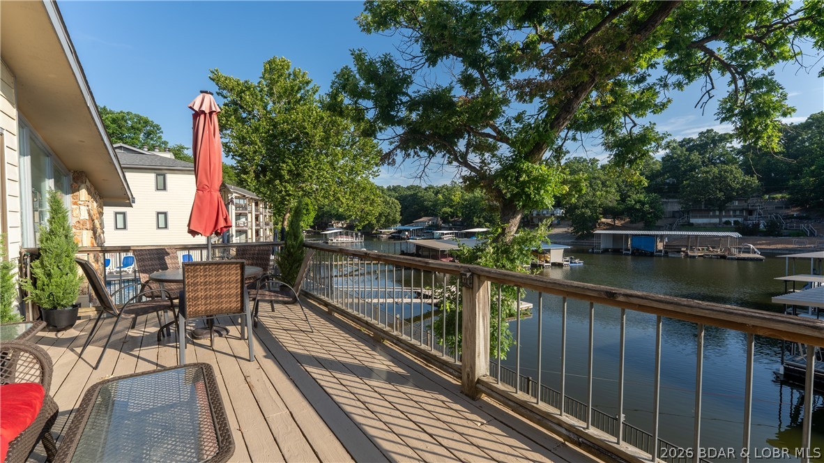 The Willows On The Lake - Residential