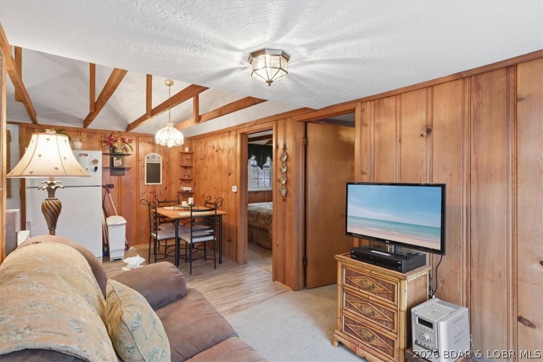 El Lago Lodges - Residential