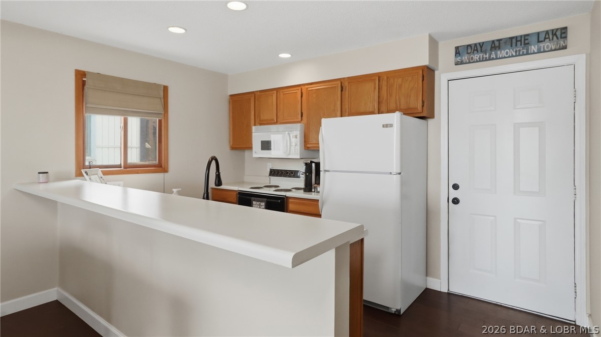 Tara Condominium - Residential