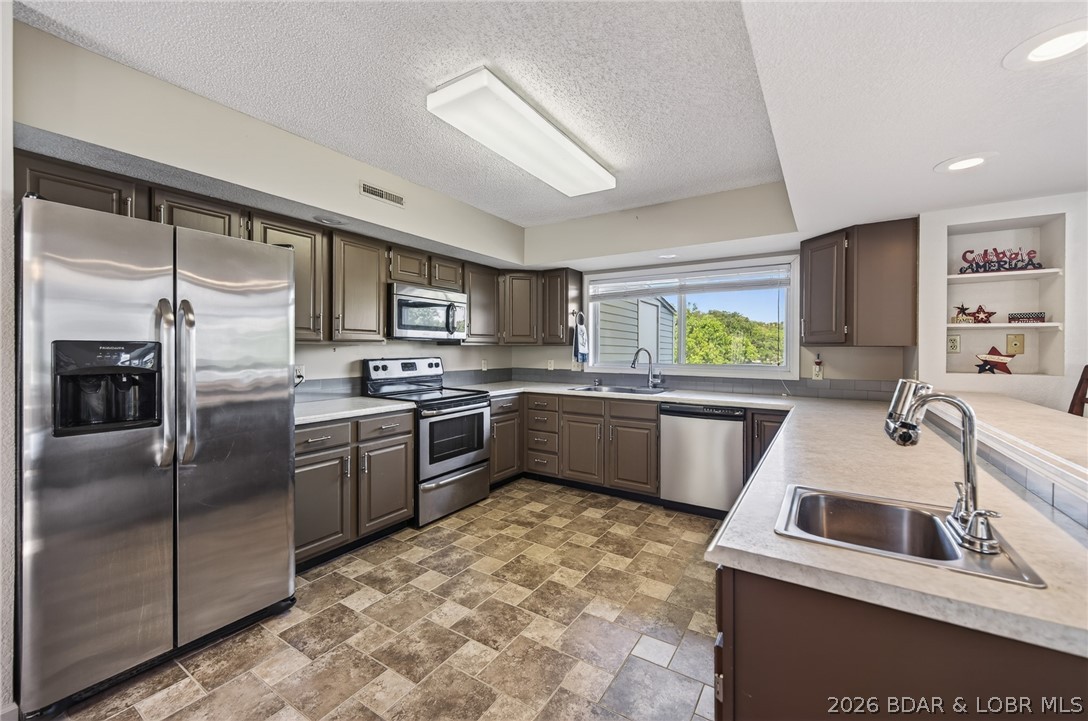 Shores Of Camelot Condominiums - Residential