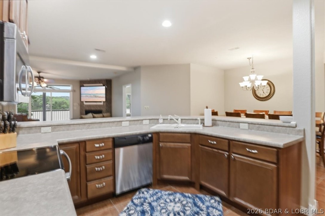 Cedar Green Luxury Condominium - Residential