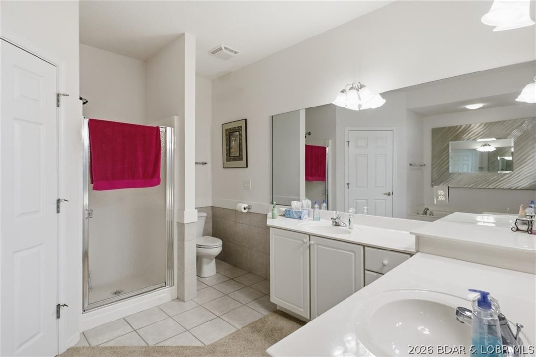 Palisades Condominium - Residential