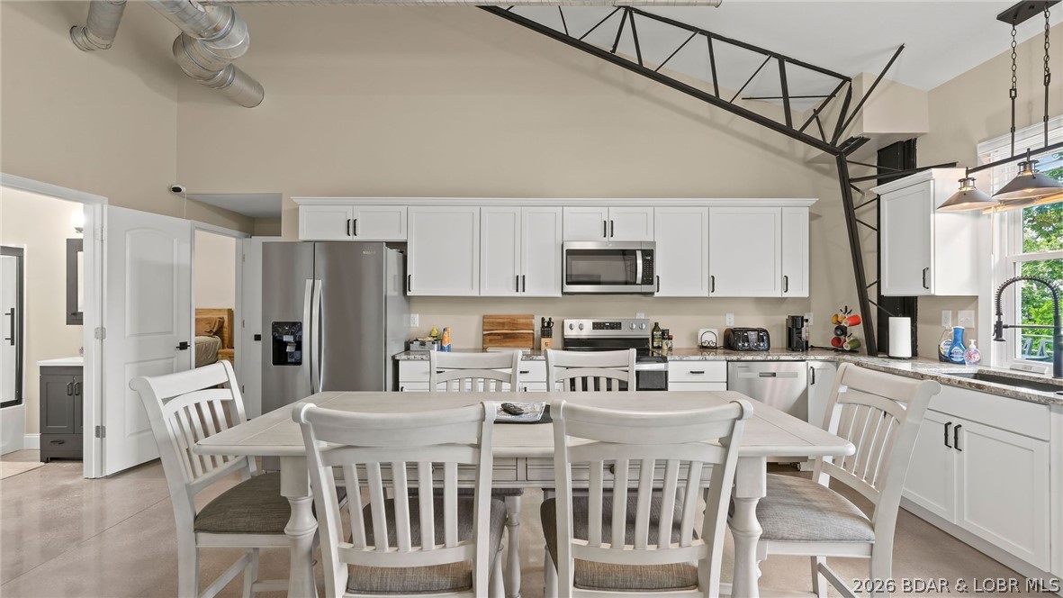 Admirals Point - Residential
