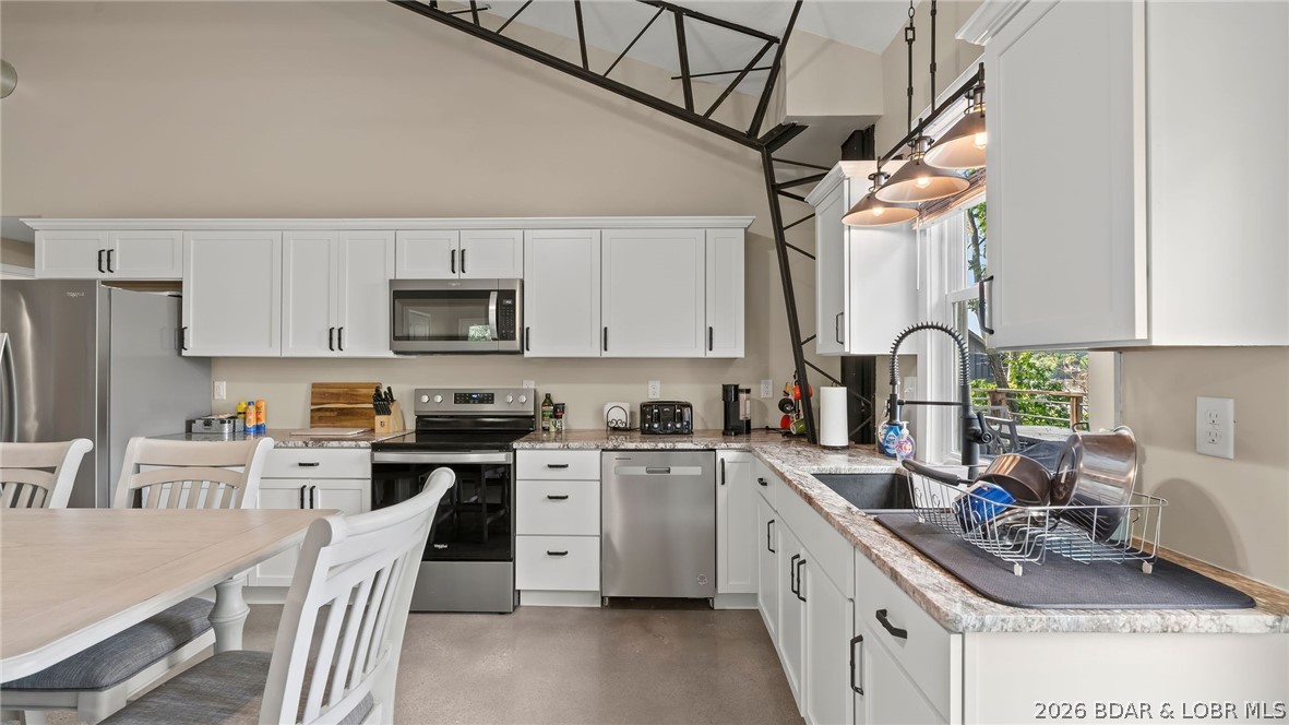 Admirals Point - Residential