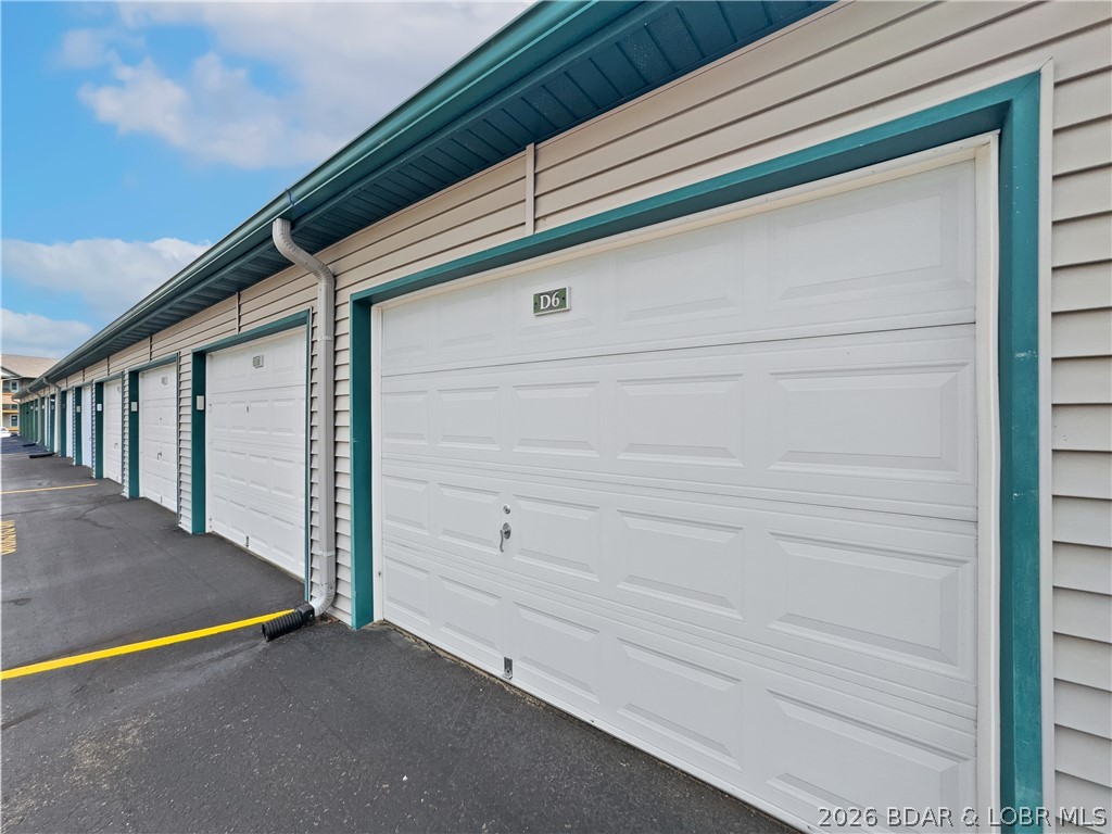 Cedar Glen Condominium - Residential