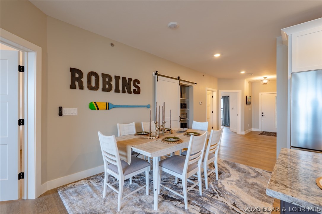 Robins at the Waters Edge Condominium - Residential