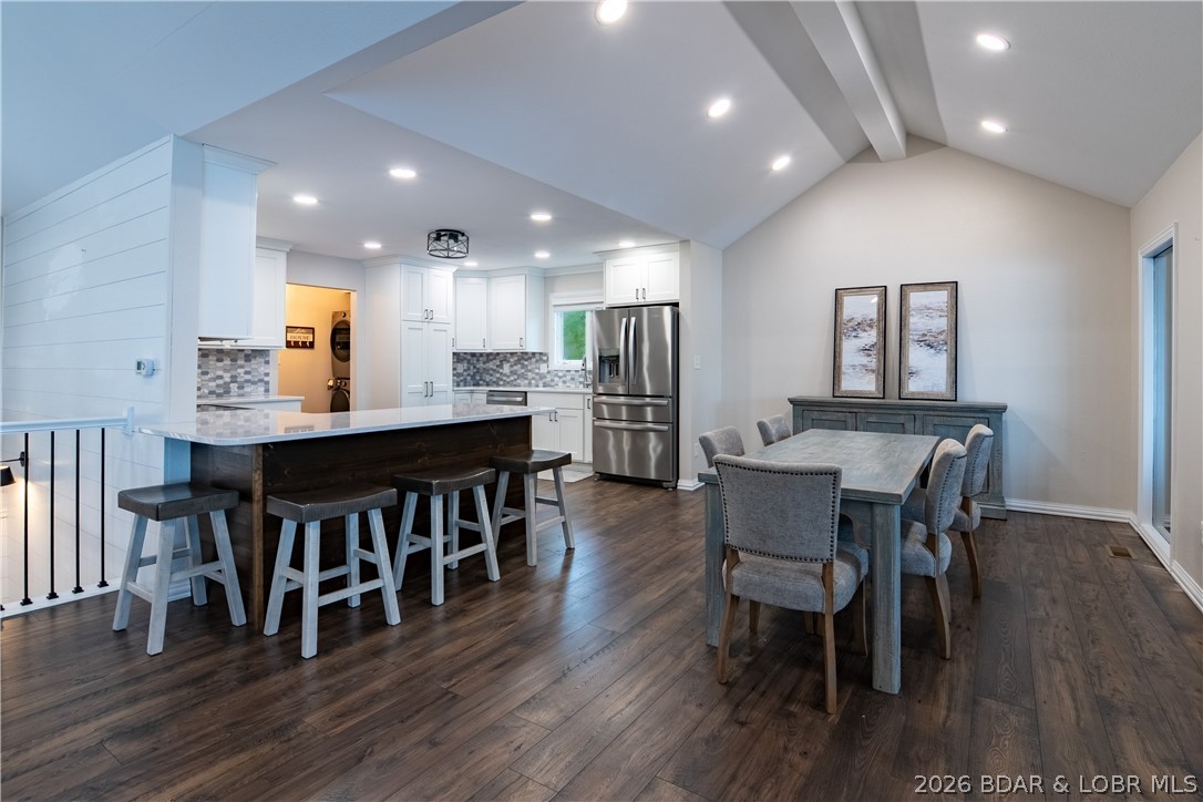 Imperial Point - Residential