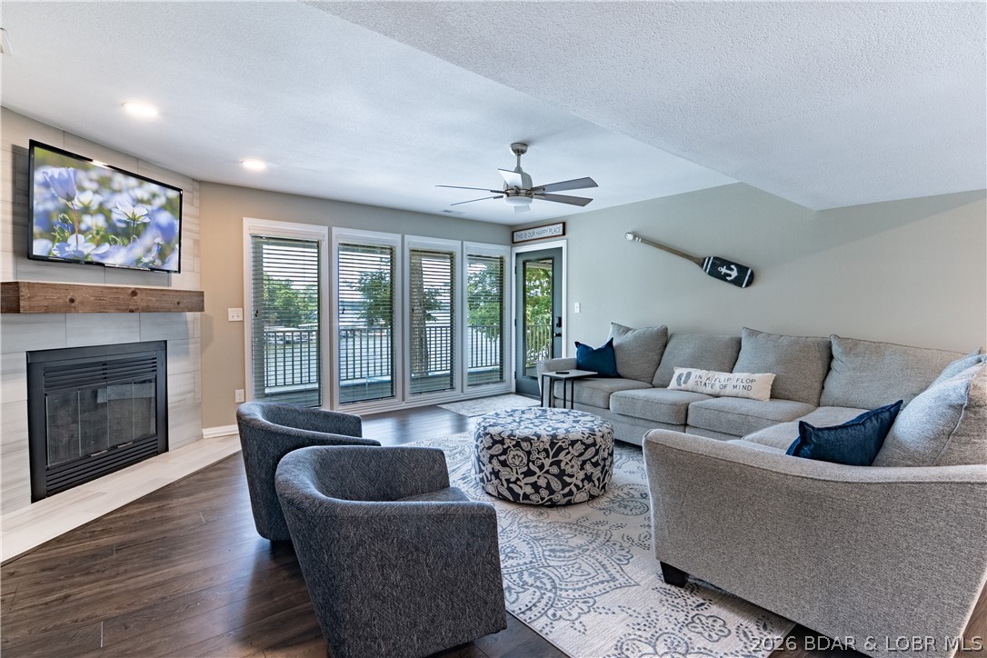 Imperial Point - Residential