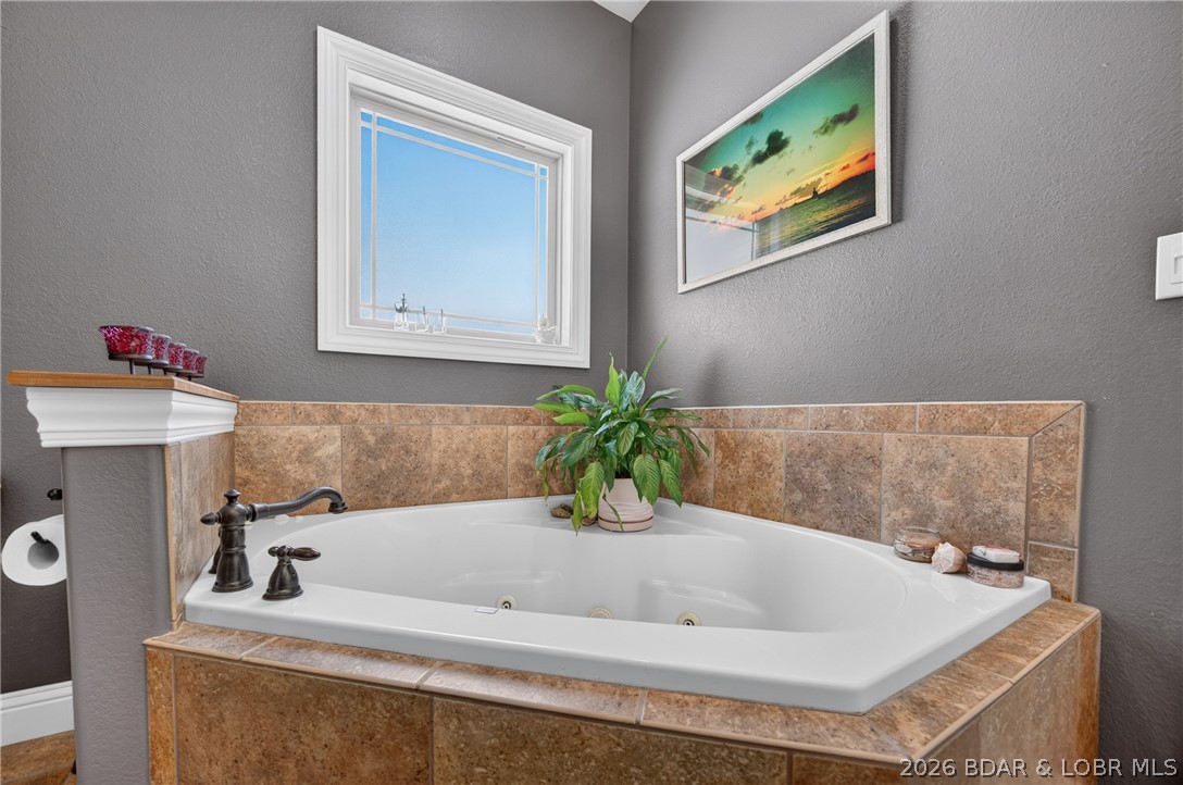 Fox Cove Estates - Residential