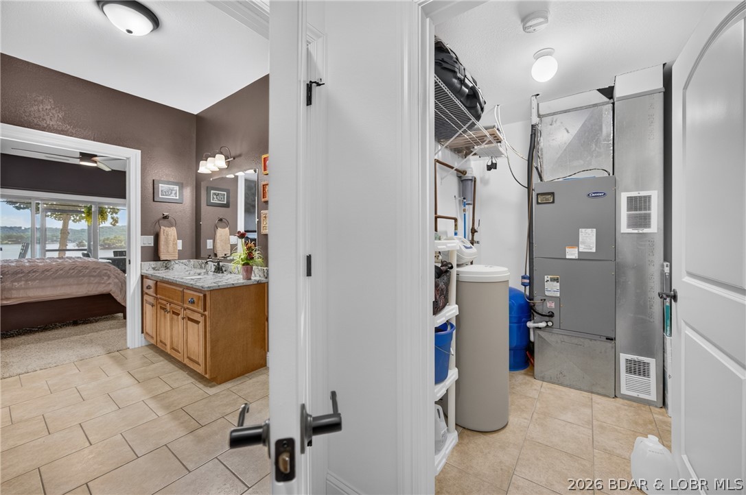 Fox Cove Estates - Residential