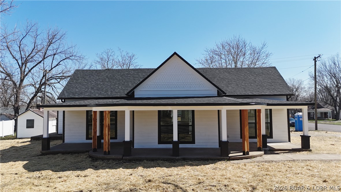 Situated on a massive corner lot just steps from local schools, shopping, and medical facilities, this stunning 3 bedroom, 2 bathroom home has been completely stripped to the studs and masterfully rebuilt. You get all the historic curb appeal without any of the old house headaches.

Absolutely everything is brand new, from the roof and high efficiency HVAC down to the fresh paint and fixtures. The interior features a trendy, HGTV inspired layout complete with stylish shiplap accents and two spacious master suites, making it an ideal setup for families or hosting guests.

Outside, the showstopping wrap around porch is perfect for your morning coffee or winding down in the evening. Because it is a corner lot, the property commands an impressive street presence that your neighbors will definitely envy. Move right in with total peace of mind knowing the heavy lifting is done. Do not miss your chance to own a beautifully remodeled, turn key gem in an unbeatable central location. Schedule your showing today and prepare to fall in love!