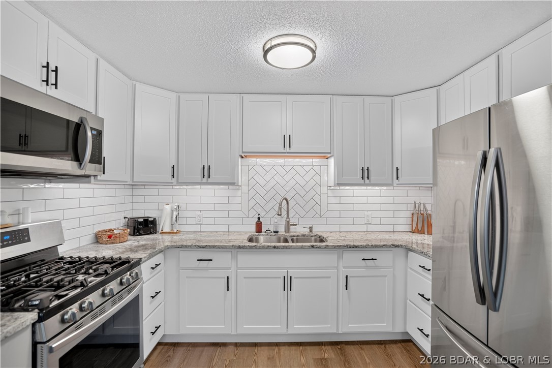 El Tampa Acres - Residential
