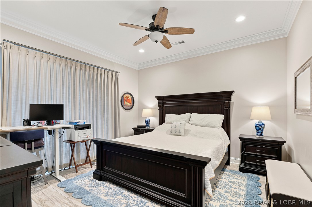 The Hamptons Condominium - Residential