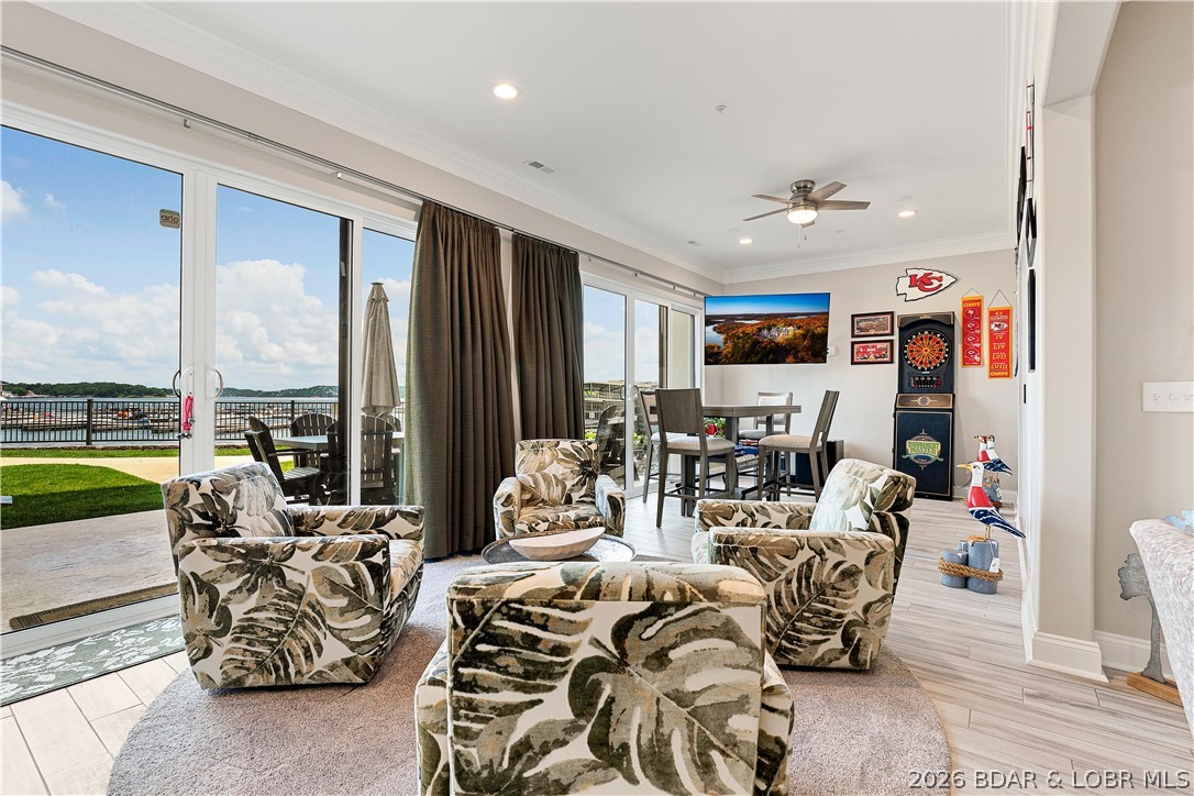 The Hamptons Condominium - Residential