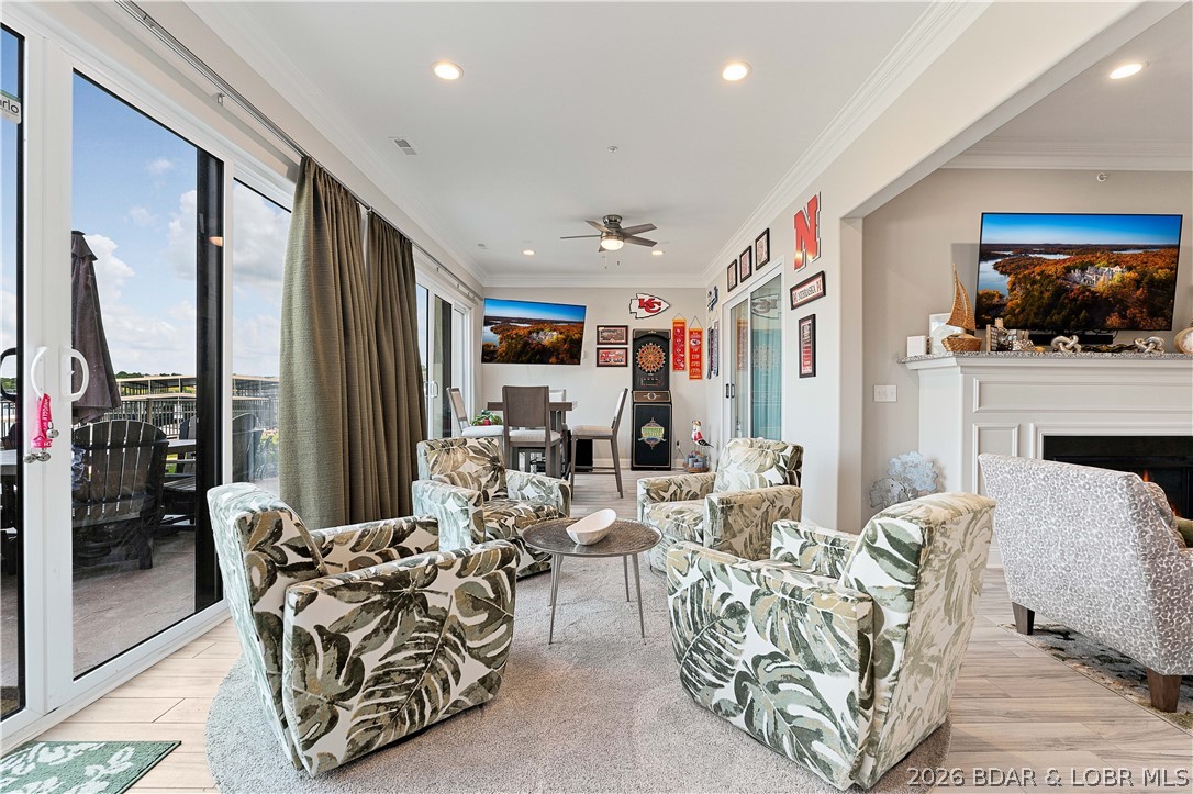 The Hamptons Condominium - Residential